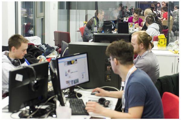 Spędzili dwie doby przy komputerze tworząc grę na czas.